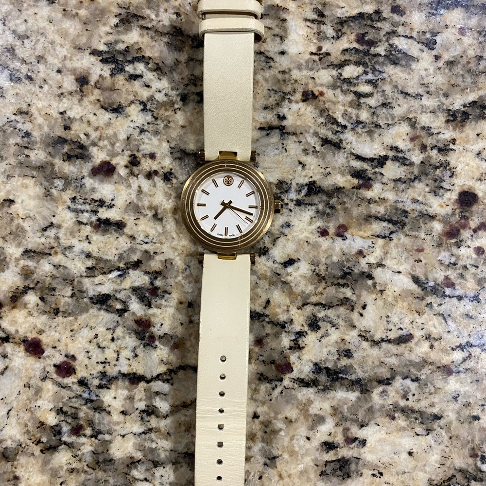 Tory Burch watch - battery needs to be replaced